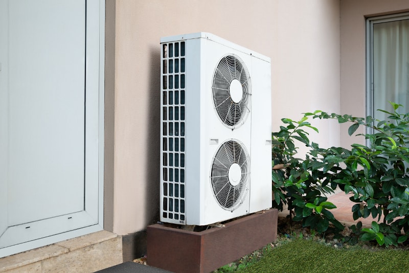 What Makes Heat Pumps Freeze Up in Vernon Hills, IL?
